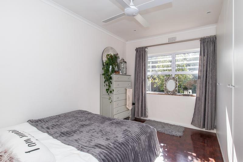 To Let 5 Bedroom Property for Rent in Kirstenhof Western Cape